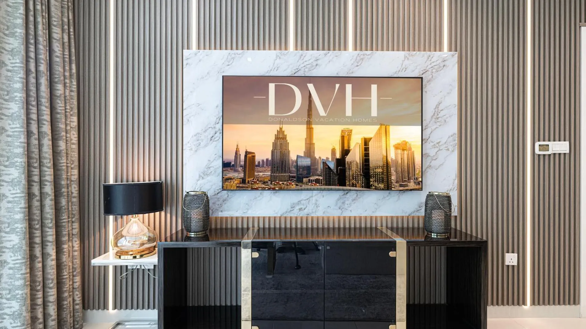 Bay'S Edge, Luxury Canal View 2Br In Business Bay Dubai 0*,
