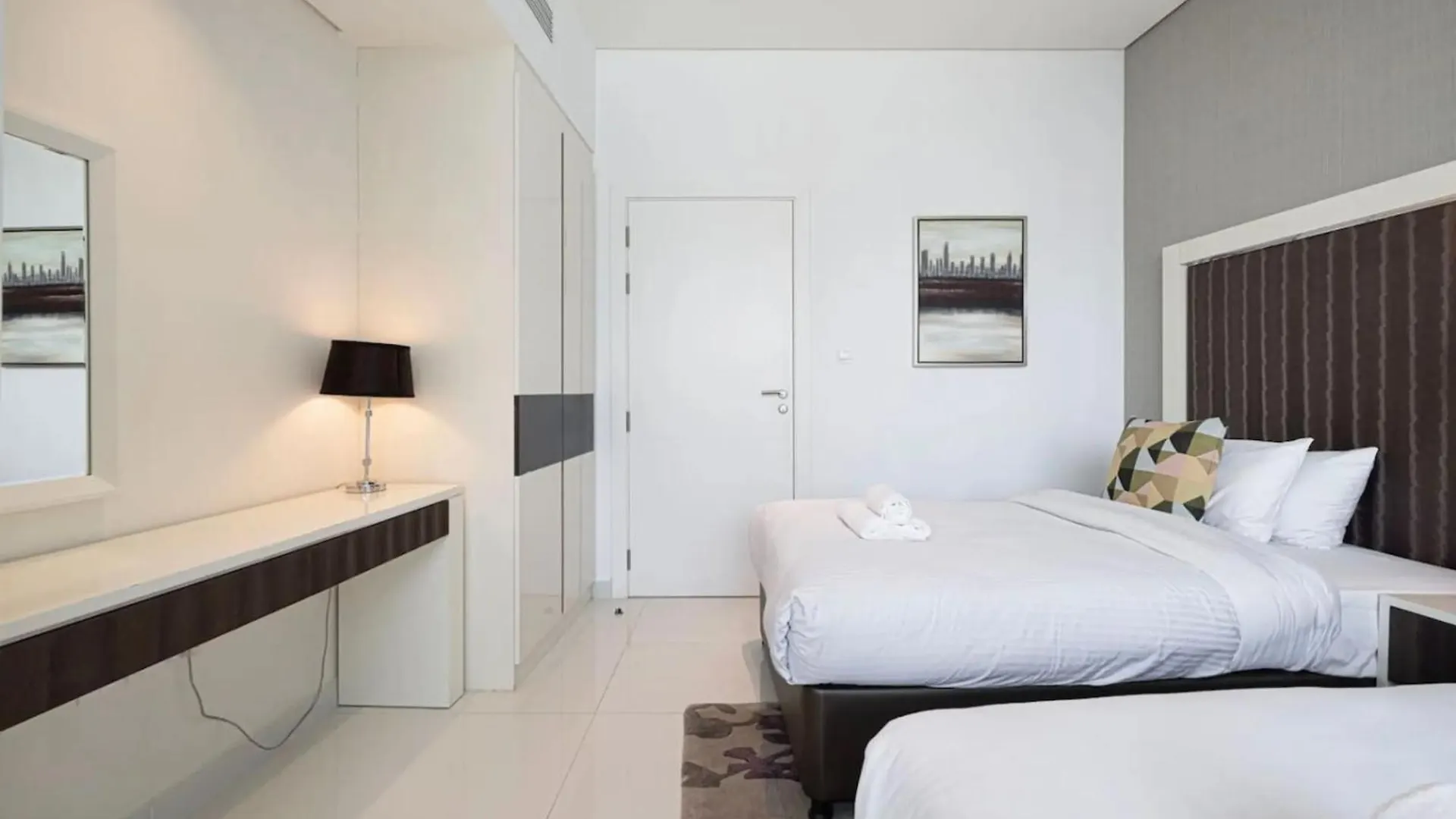 Bay'S Edge, Luxury Canal View 2Br In Business Bay Dubai 0*,  United Arab Emirates